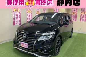 エルグランド　 250ハイウェイスター S ジェットブラック アーバンクロム 4WD